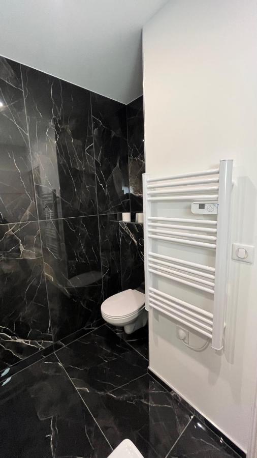 Appartement Luxe Jaune Сент-Этьен Экстерьер фото
